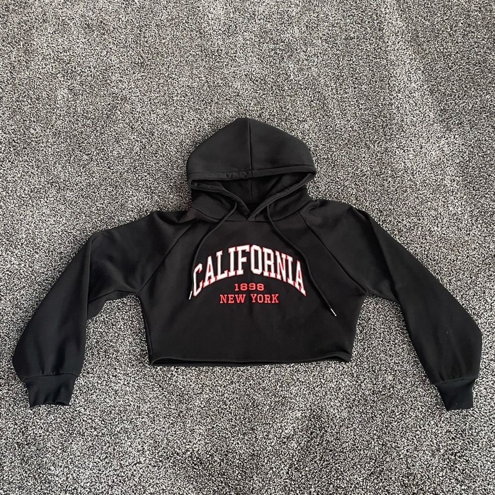 Cropped hoodie